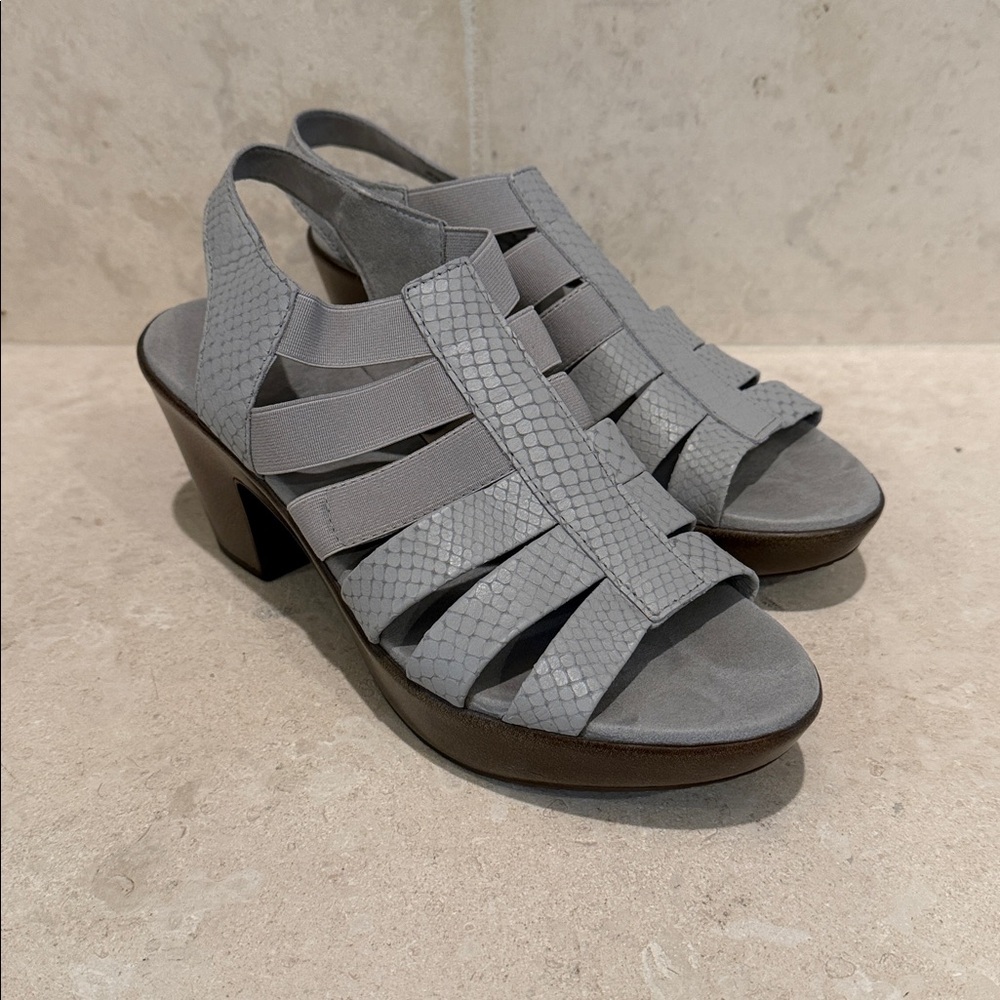 Munro Cookie Slingback Chunky Platform Sandals - image 1